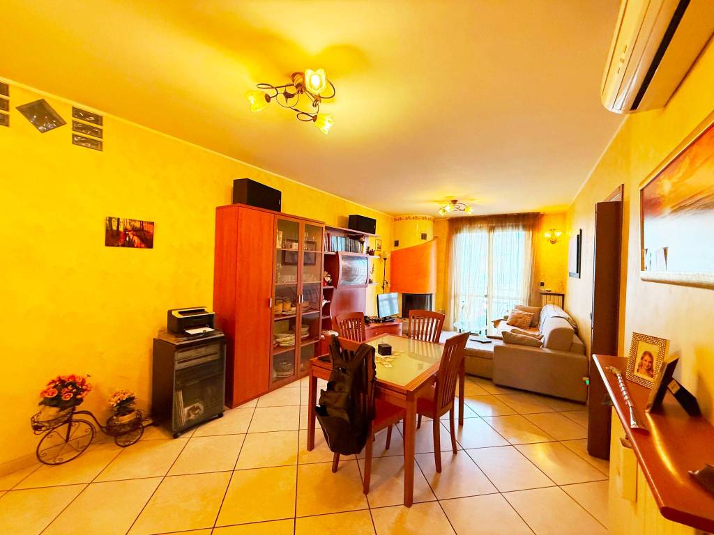 Appartamento a Gerenzano in Via Fagnani - Foto 4