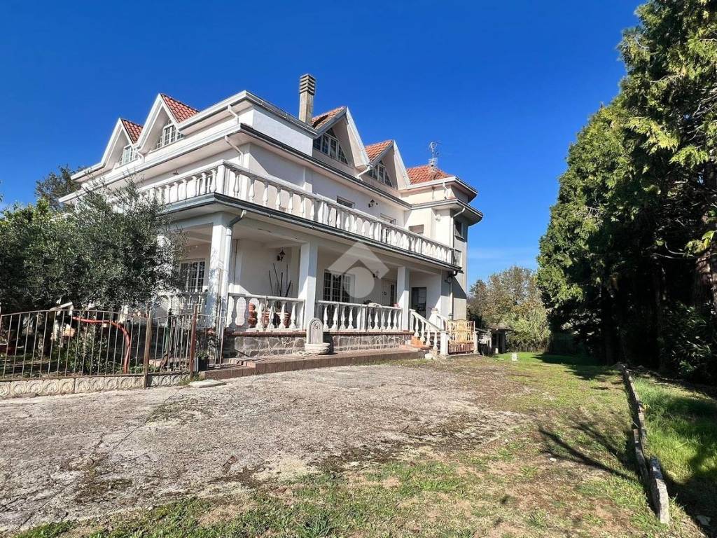 Villa a Cassino in Via Colle Romano - Foto 3