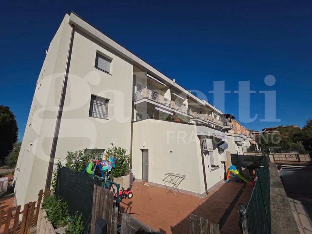 Appartamento a Bastia umbra in VIA PETRARCA , 57 - Foto 2