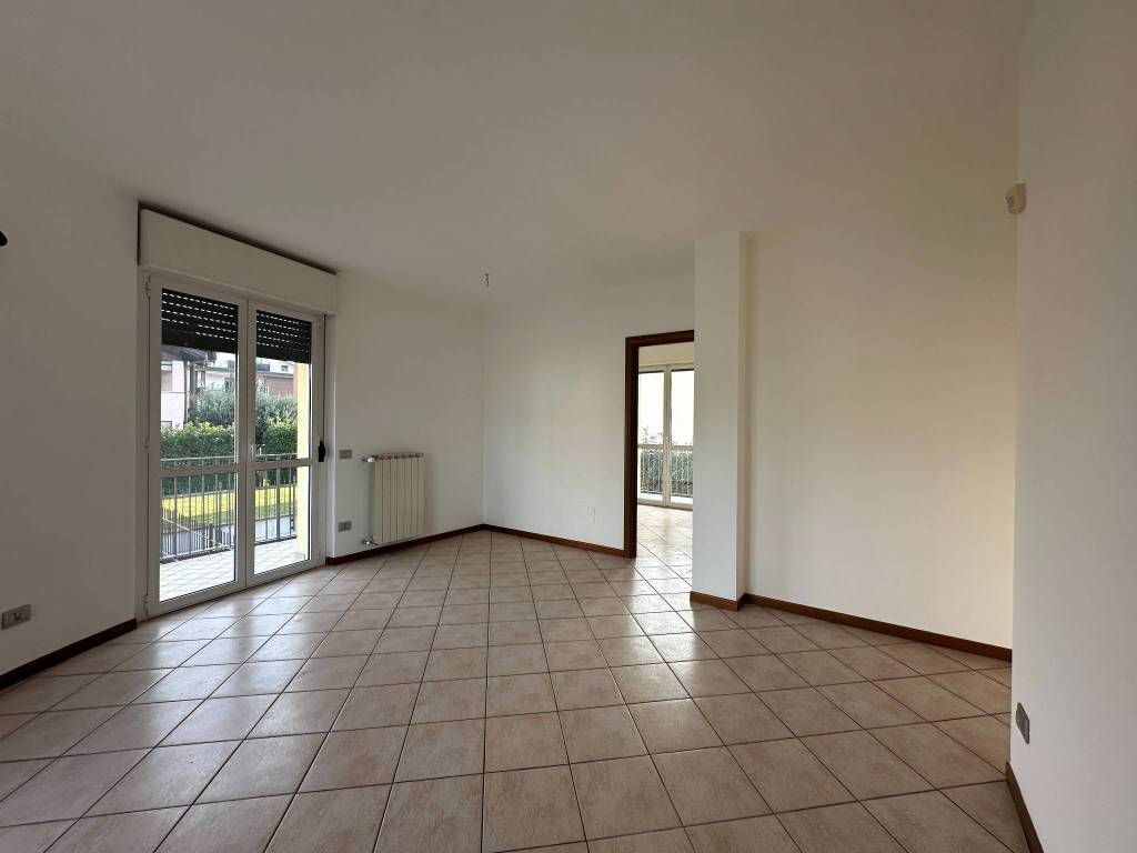 Appartamento a Arona in Via Silvio Pellico, 1 - Foto 4