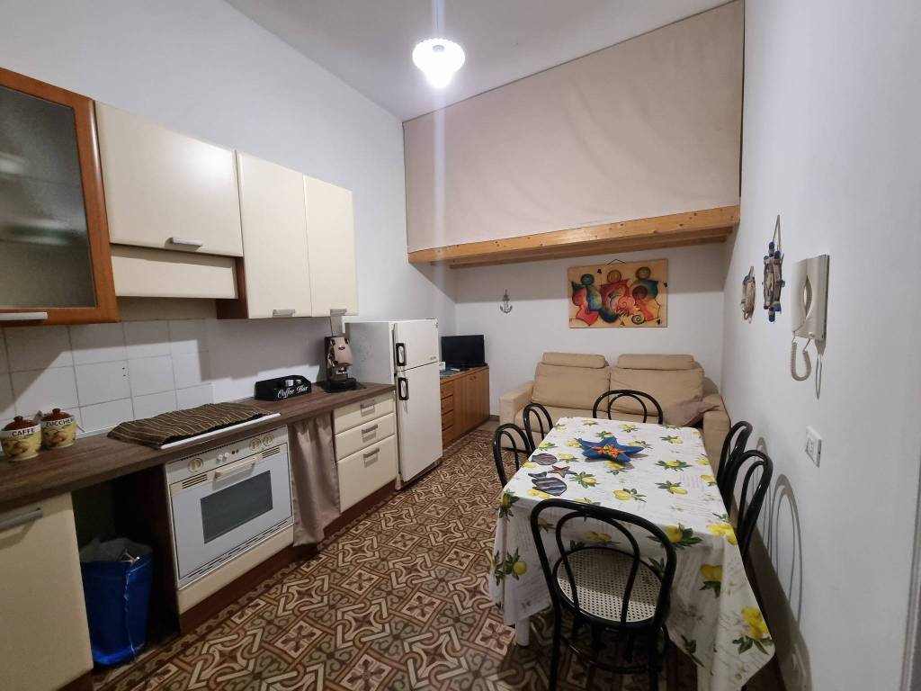 Casa indipendente a Castellammare del golfo in Via Guglielmo Marconi - Foto 2