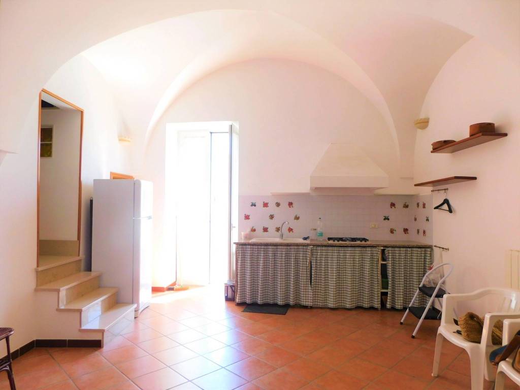 Casa indipendente a Martina franca in Via Gaetano Donizetti - Foto 2