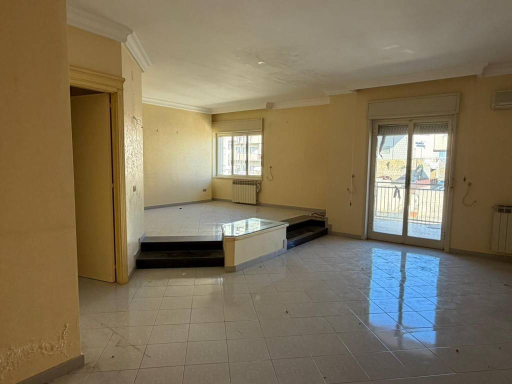 Appartamento a Caltanissetta in Via Ernesto Vassallo, 51 - Foto 2