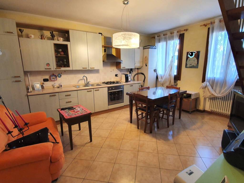 Appartamento a Este in Via Ezio Franceschini - Foto 2