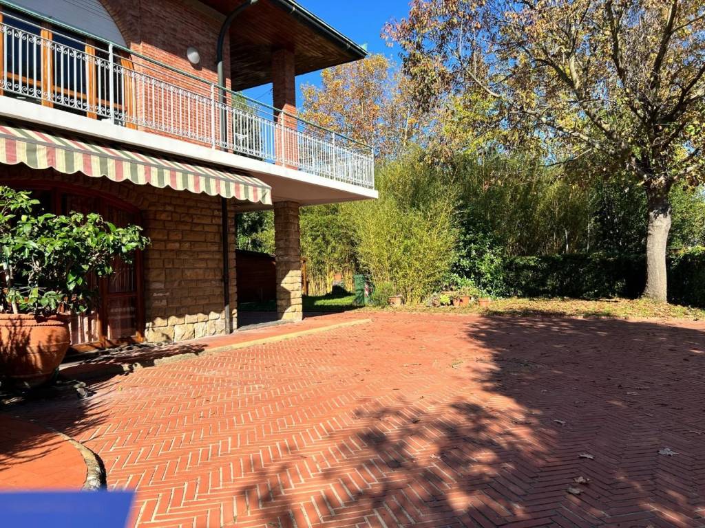 Villa a Altopascio in Via Francesca Romea, - Foto 2