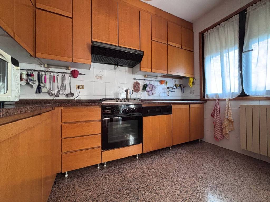 Villa a Piazzola sul brenta in Viale Silvestro Camerini - Foto 2