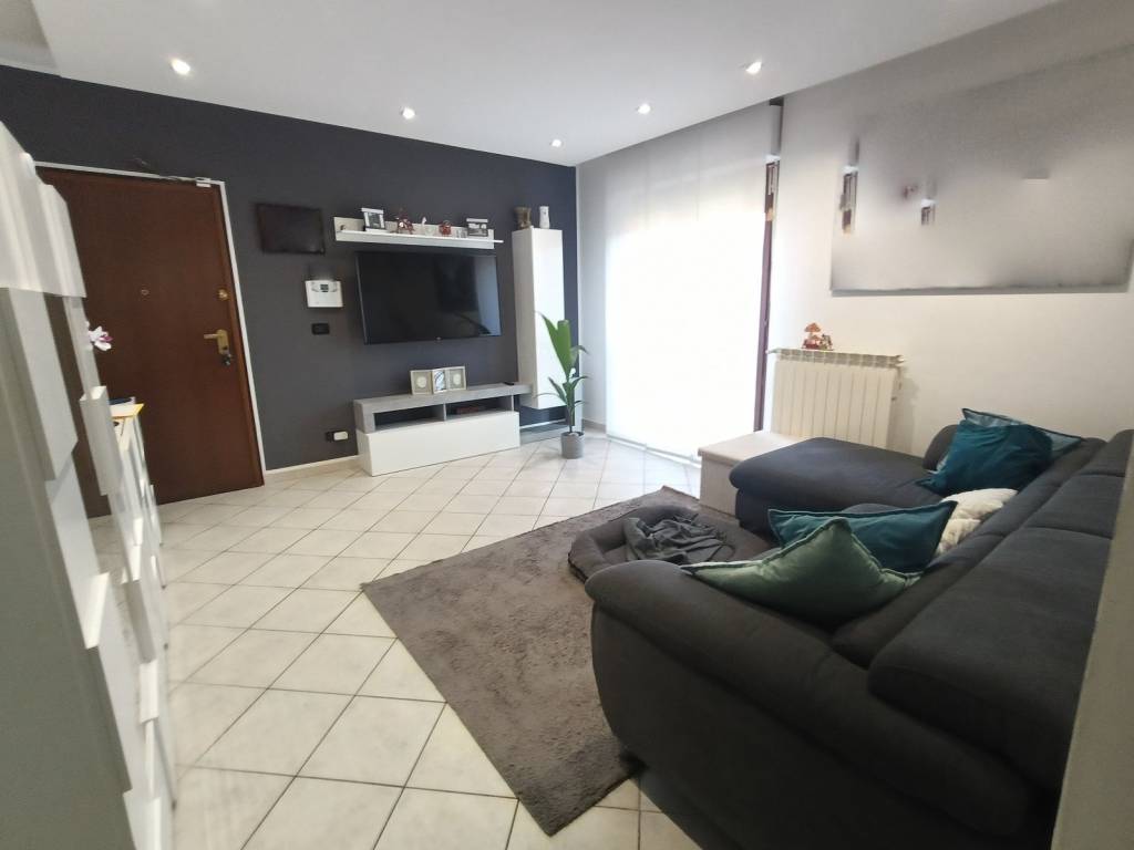 Appartamento a Piossasco in Via San Bernardo - Foto 2