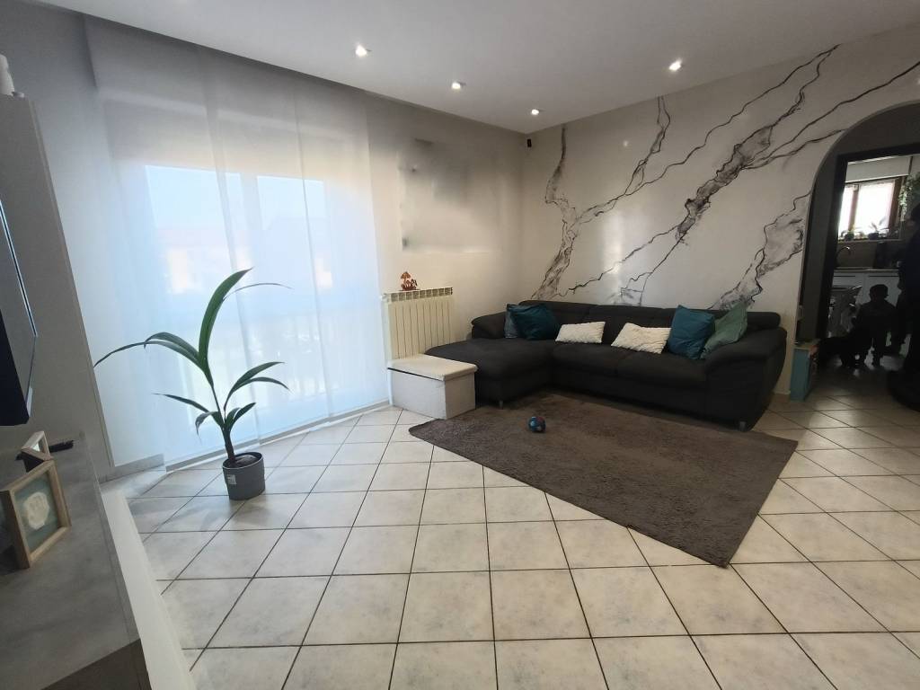 Appartamento a Piossasco in Via San Bernardo - Foto 4