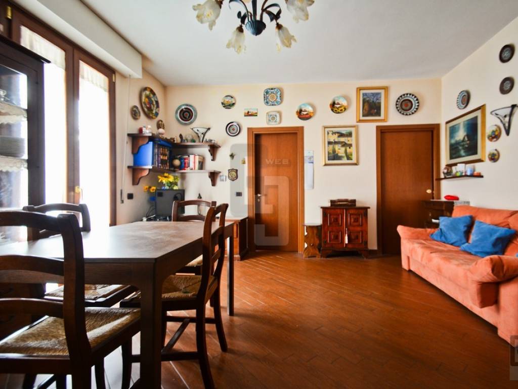 Appartamento a Calenzano in Via Giovan Battista Pergolesi, 3 - Foto 4