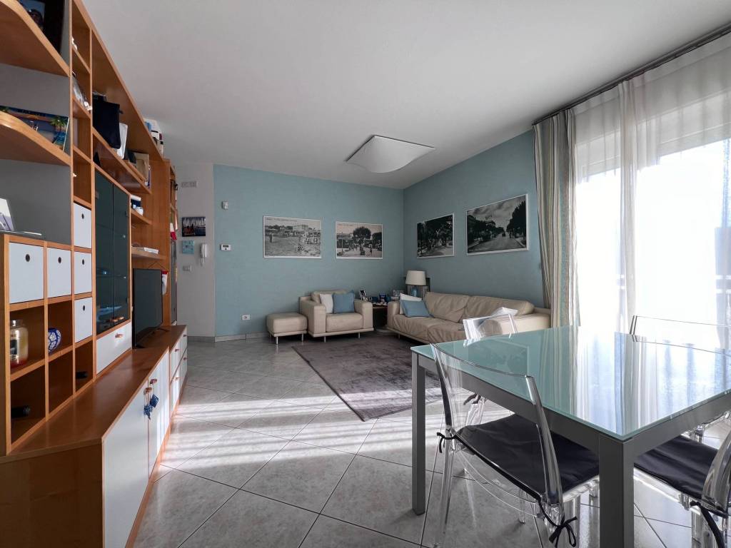 Appartamento a Riccione in Viale Santorre di Santarosa, 11 - Foto 5
