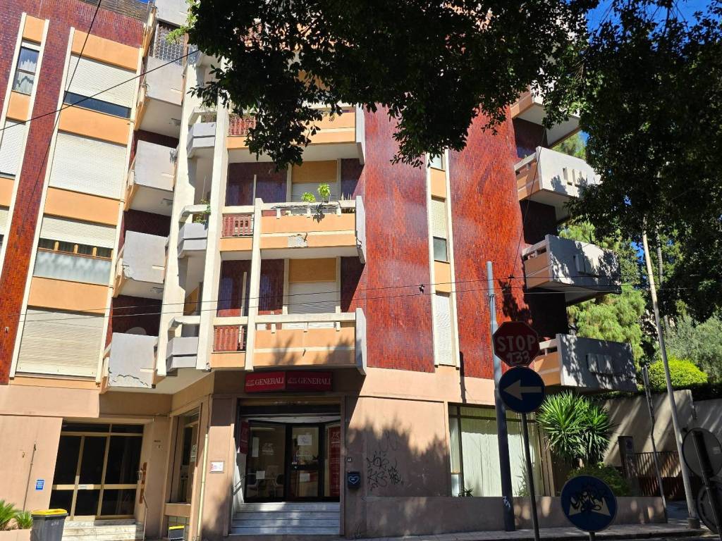 Box / garage a Cagliari in Viale Luigi Merello, 18 - Foto 2