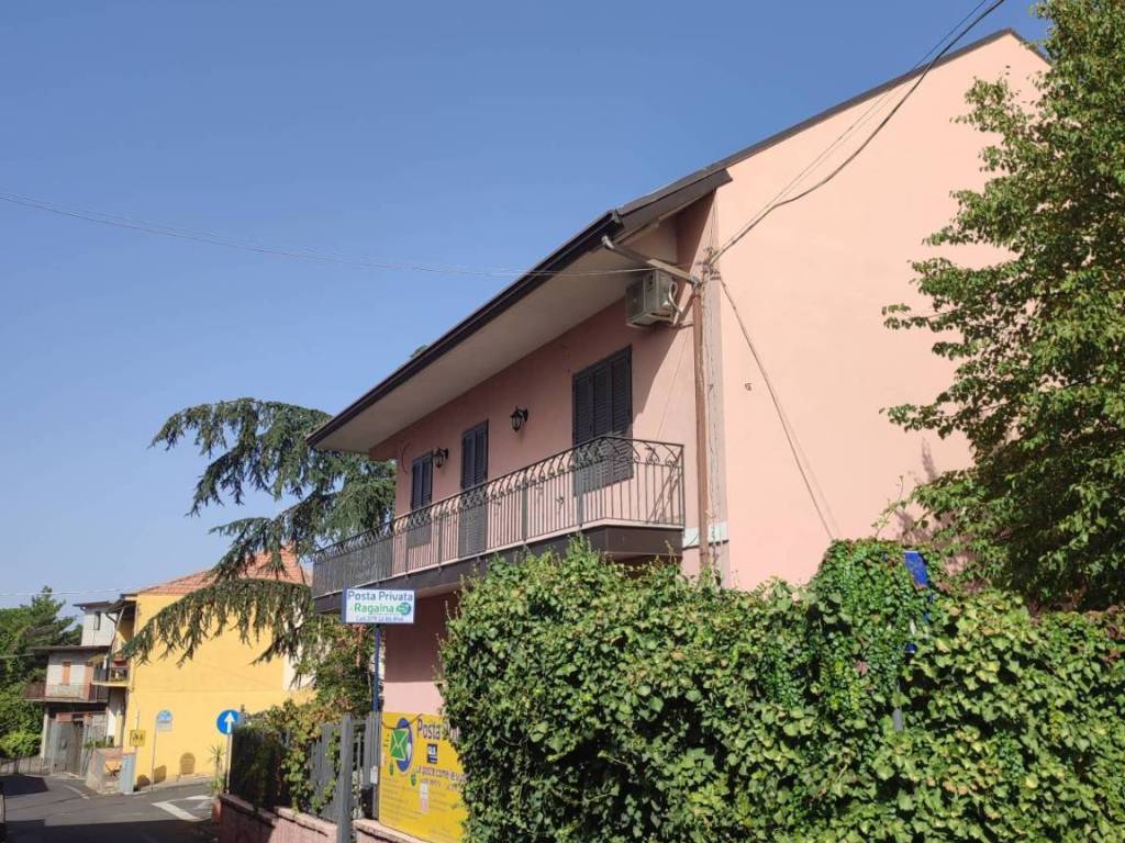 Casa indipendente a Ragalna in VIA PATERNO', 44 - Foto 2