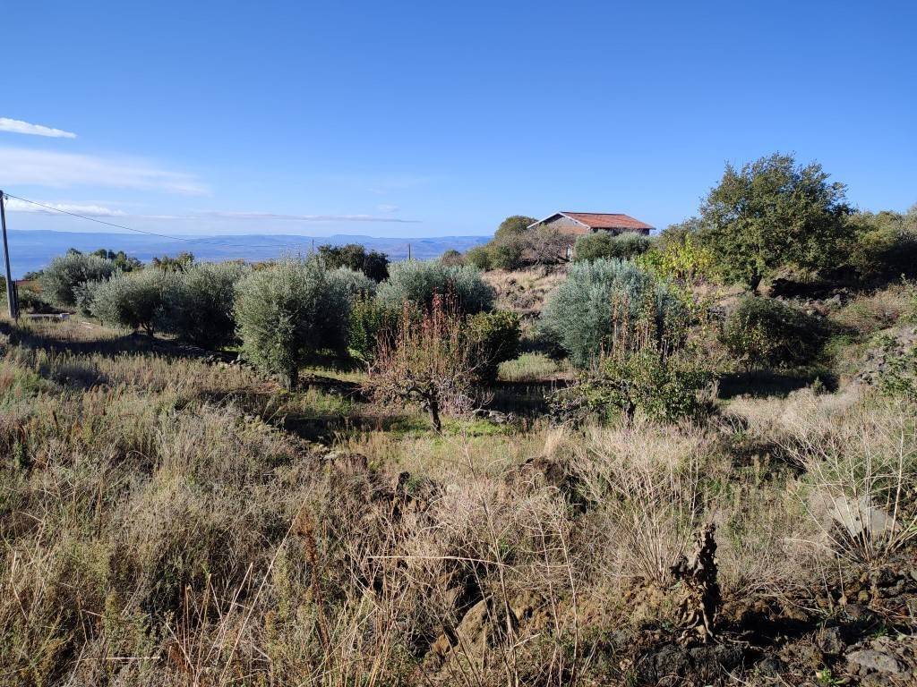 Terreno a Ragalna in CONTRADA MALATERRA - Foto 3