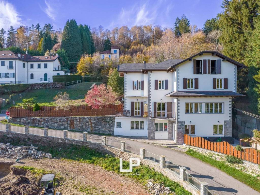 Villa a Gignese in Viale Mottino, 24 - Foto 3