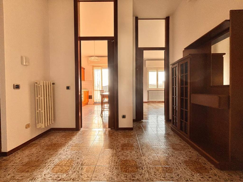 Appartamento a Borgo san giovanni in Via Aldo Moro, 13 - Foto 4