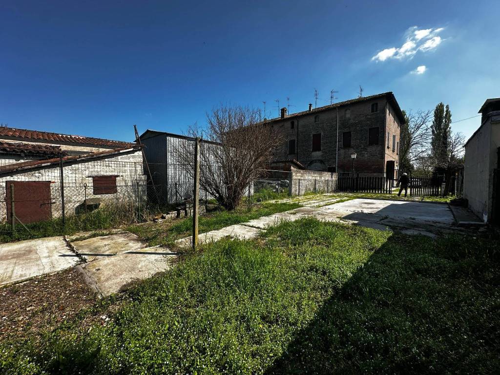 Appartamento a Ferrara in Via Spinazzino, 36 - Foto 3