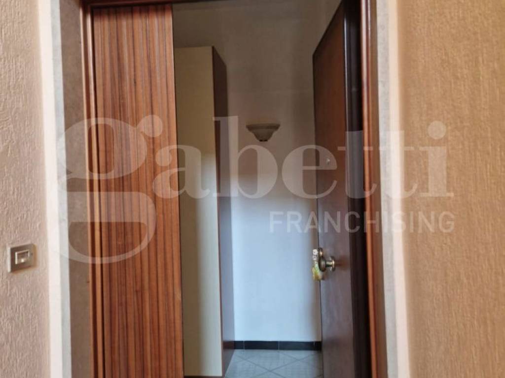 Appartamento a Brindisi in Via San Martino della Battaglia, 11 - Foto 3