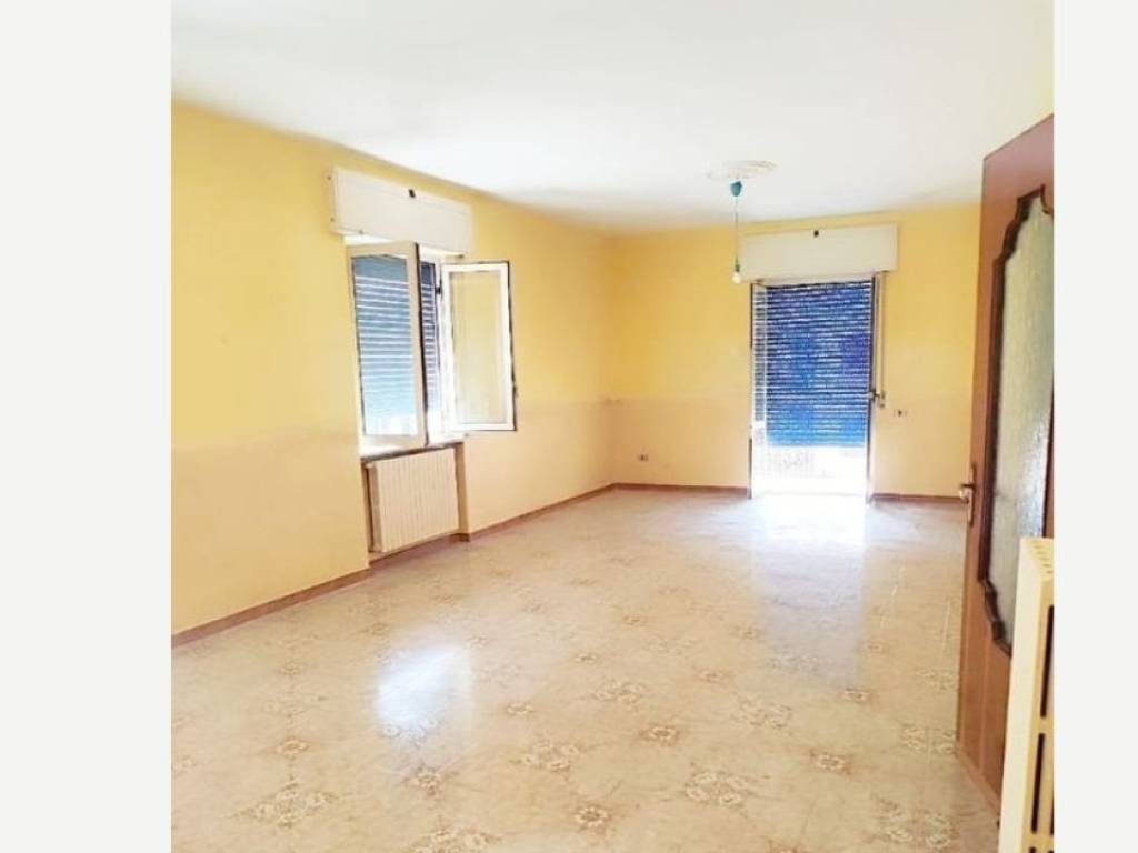 Appartamento a Aversa in Via Ludovico Ariosto - Foto 2