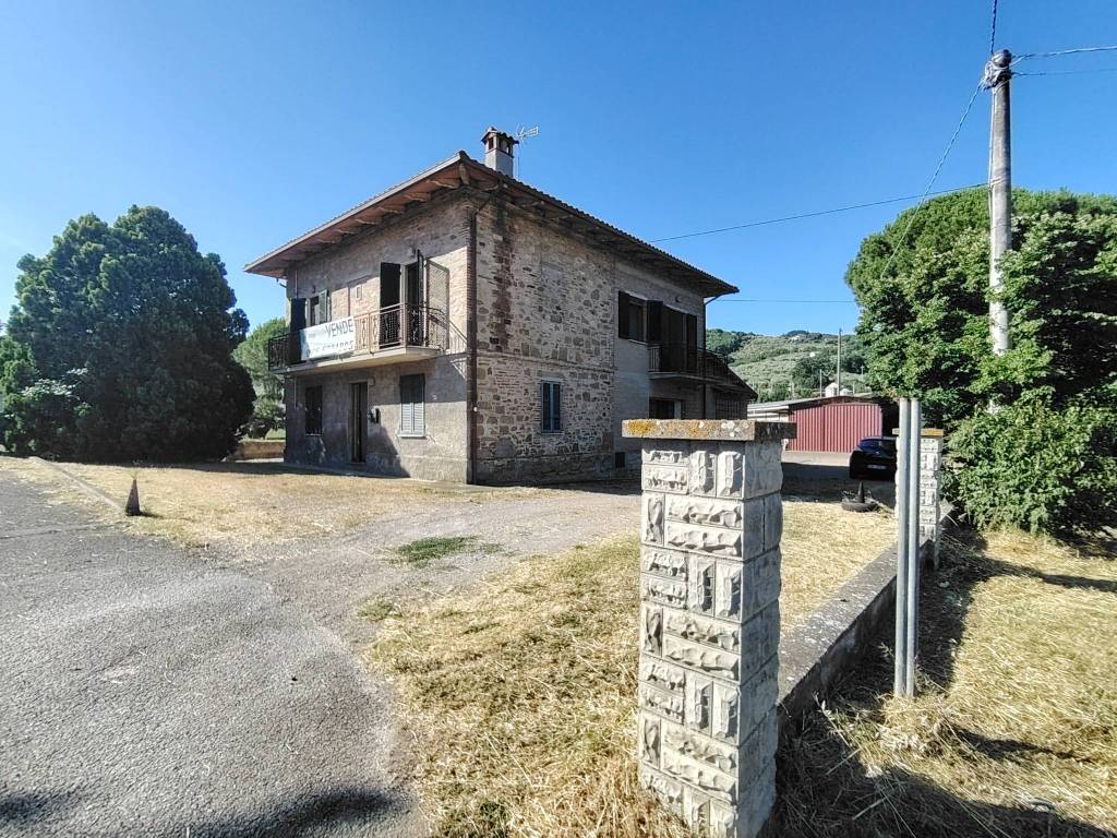 Villa a Panicale in Via Castiglionese - Foto 2