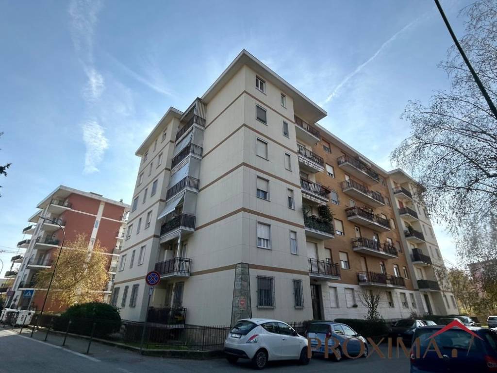 Appartamento a Chieri in Via Don Lorenzo Perosi, 5 - Foto 2