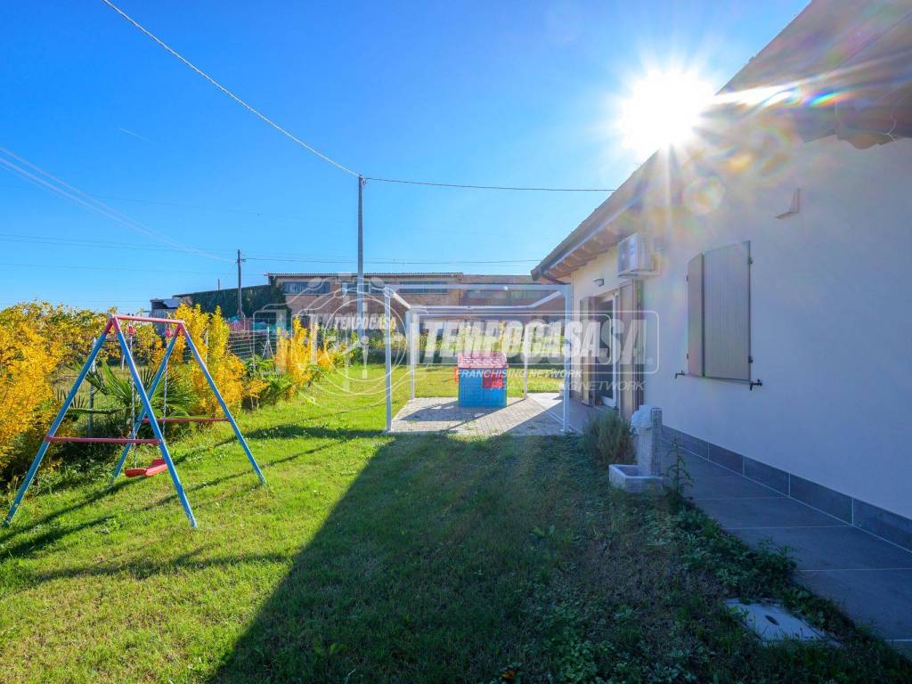 Villetta a schiera a Vignola in Via Per Castelvetro 17/C - Foto 5