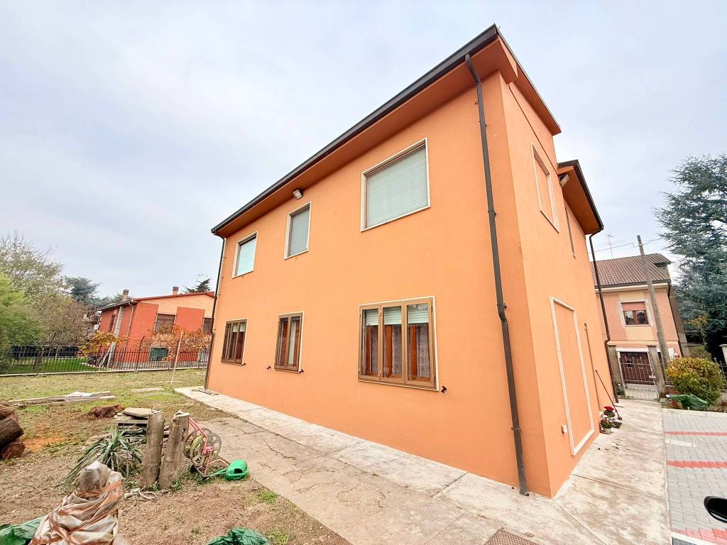 Villa a Alessandria in Via Umberto Barberis - Foto 4