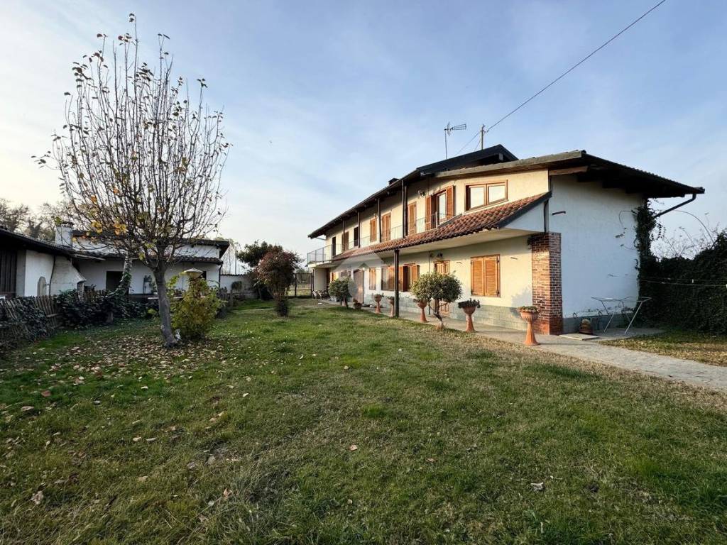 Casa indipendente a Pinerolo in Via muriset, 7 - Foto 2