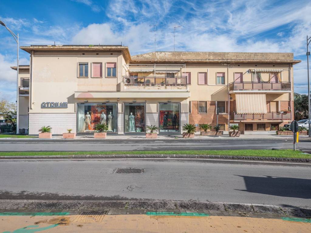 Appartamento a Caltagirone in Via Roma, 321 - Foto 2