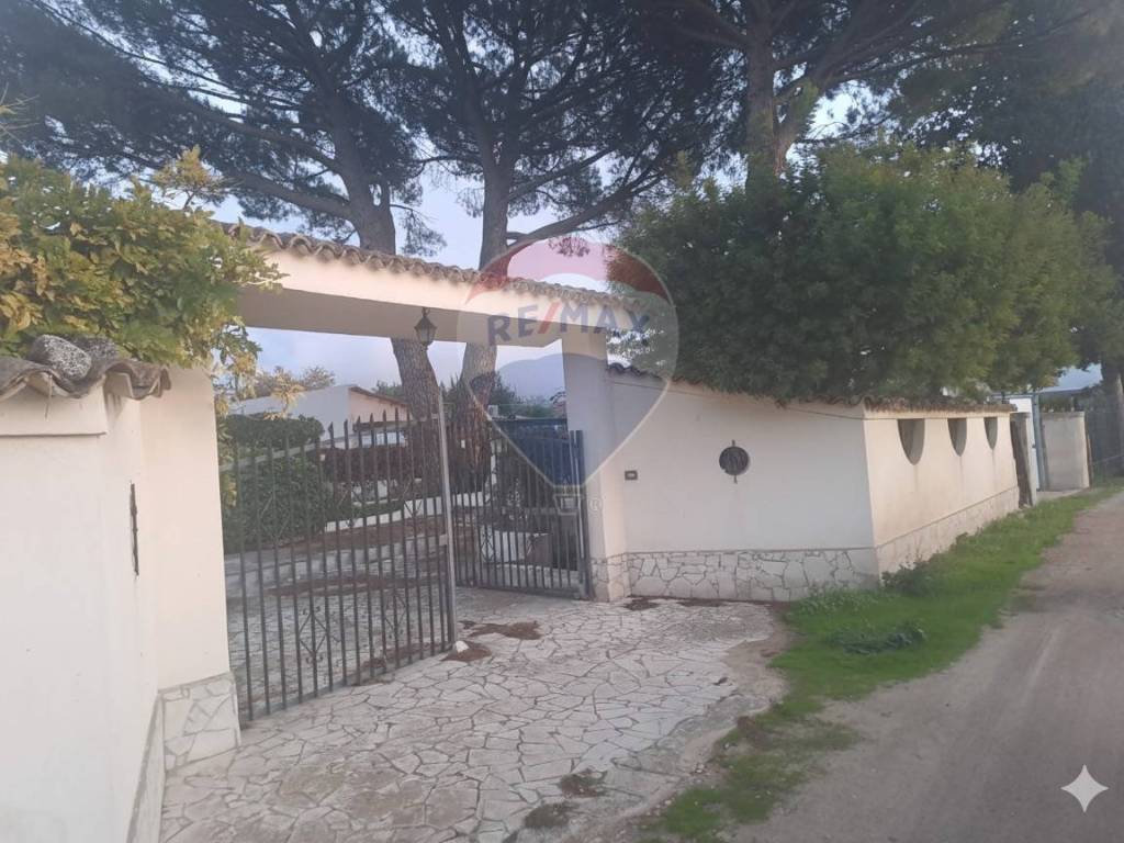 Villa a Chiaramonte gulfi in C.da Gerardo - Foto 3