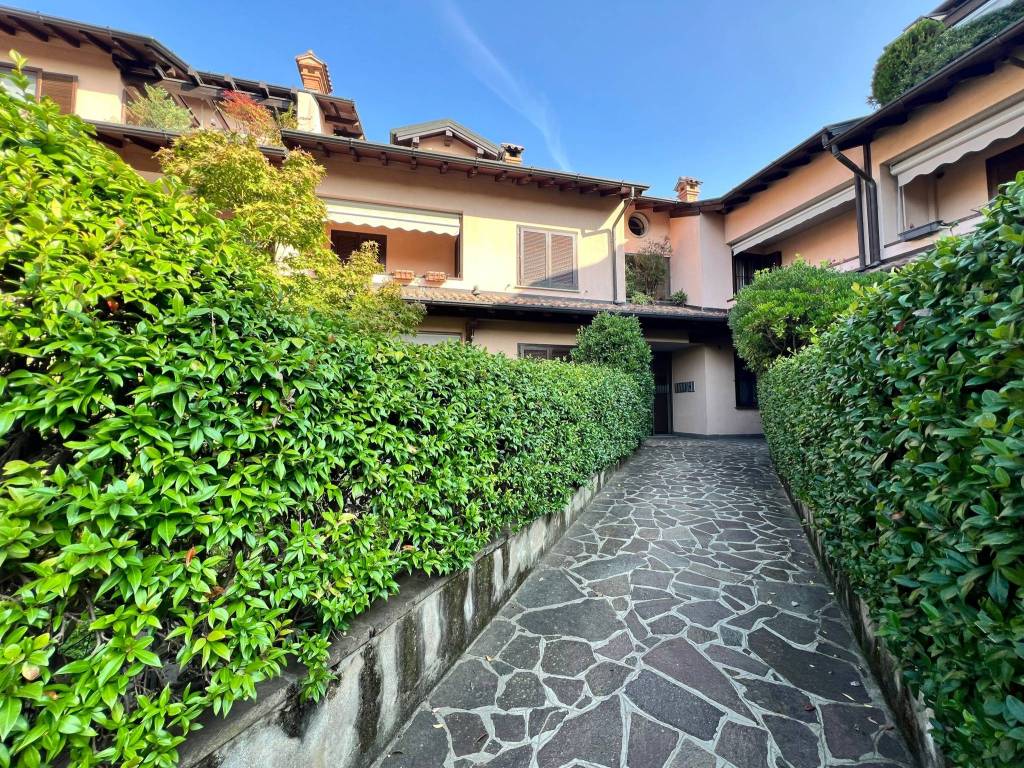 Appartamento a Mozzate in Via ai Ronchi, 401 - Foto 4