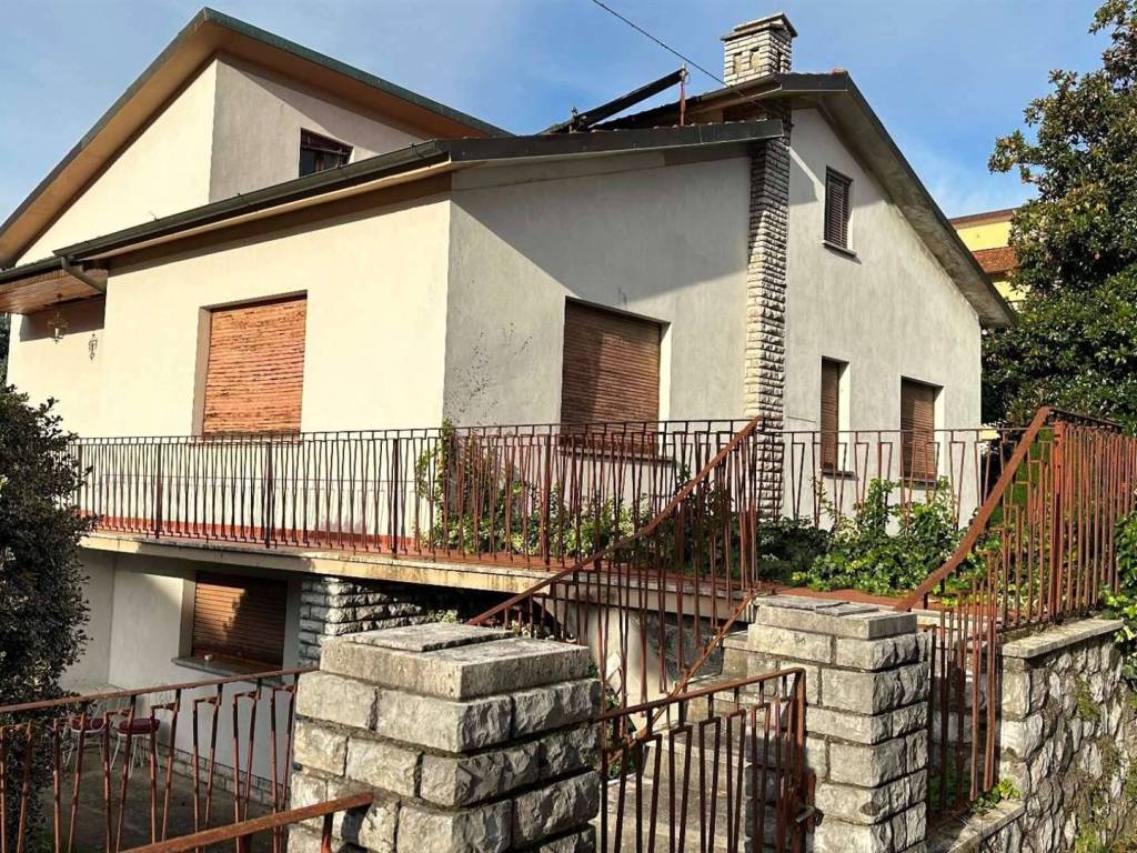 Casa indipendente a Barga in Via Roma - Foto 5