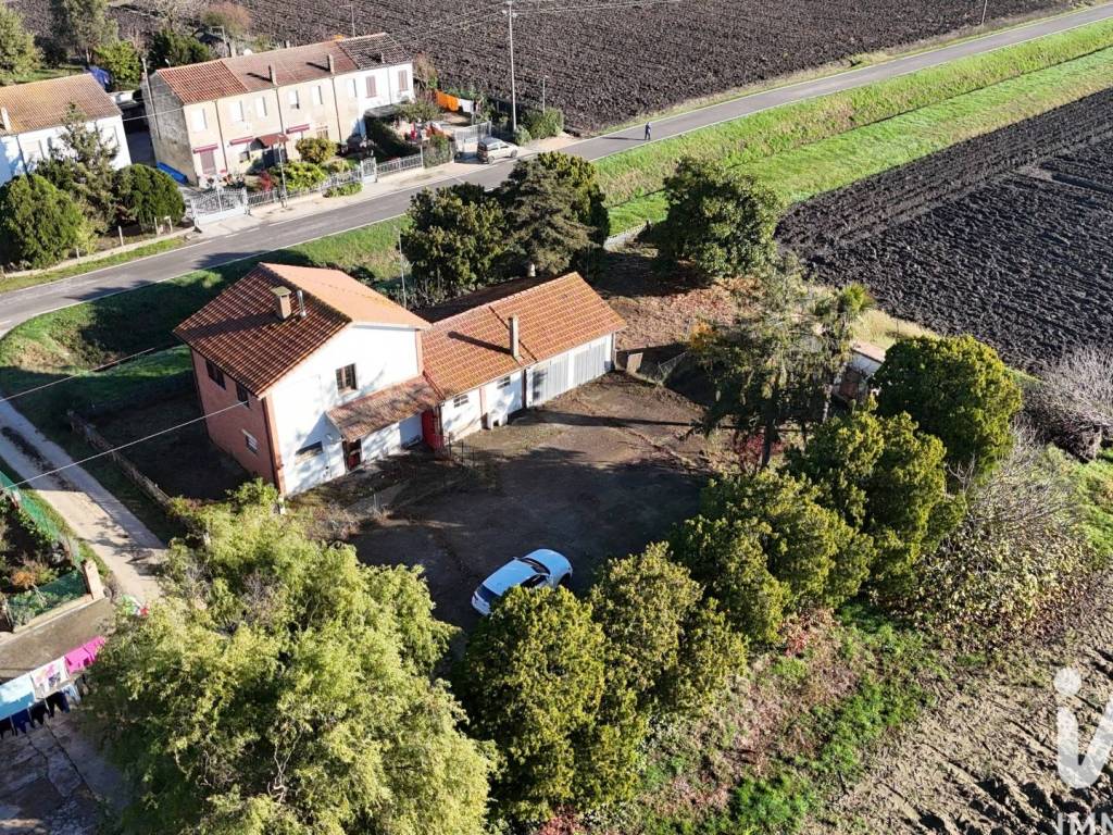 Casa indipendente a Codigoro in Località Vittoria, 20 - Foto 2