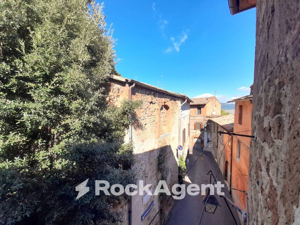 Appartamento a Acquapendente in Via Santa Maria Maddalena 16 acquapendente - Foto 2