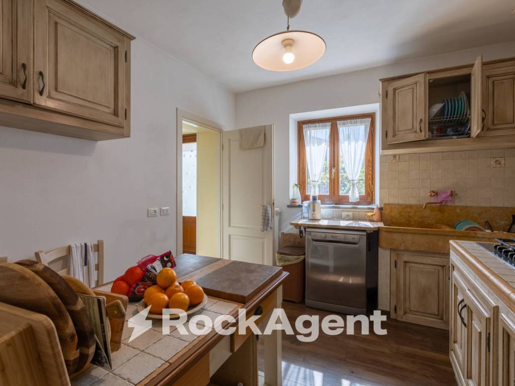 Casa indipendente a Massarosa in Via della Quercia, 90a - Foto 3