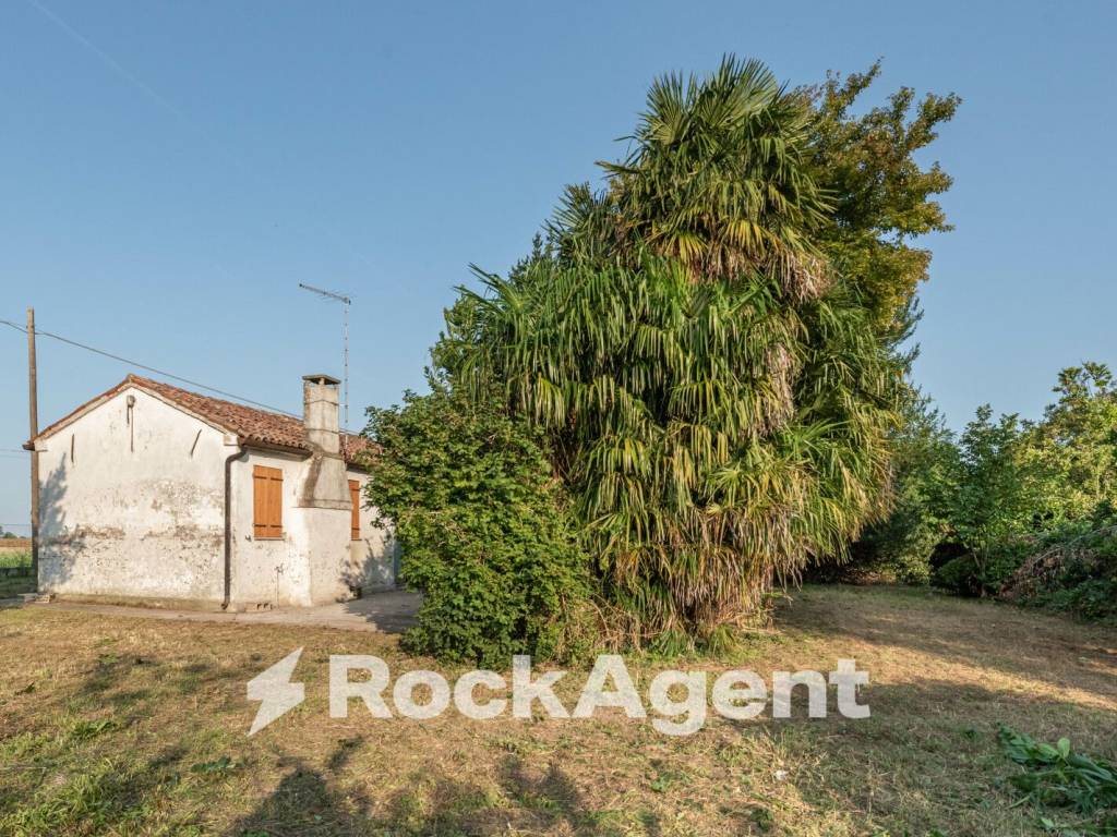 Rustico / casale a Correzzola in Via Sant'Agostino, 16 - Foto 2