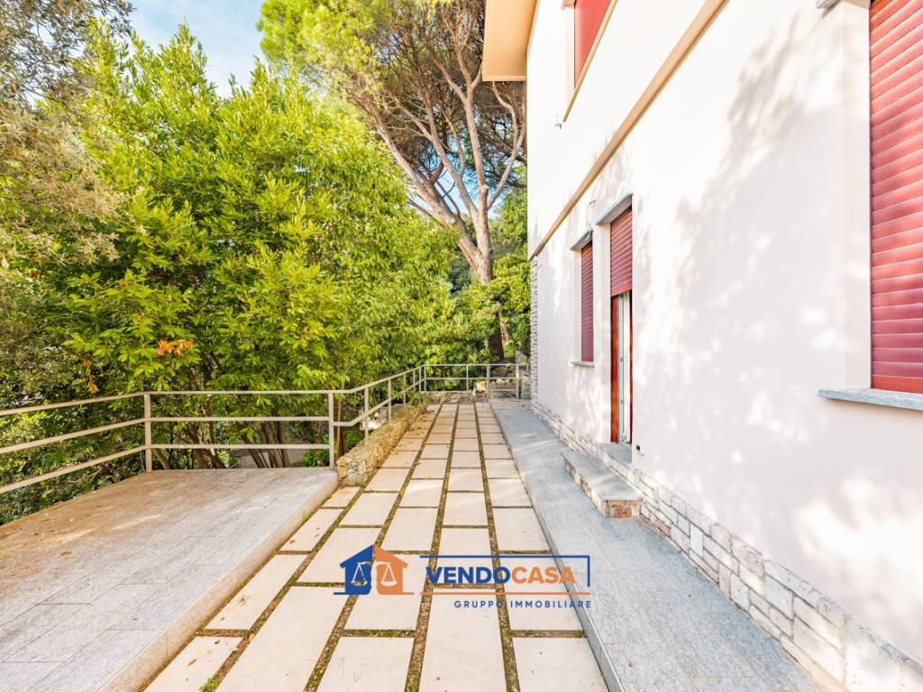 Appartamento a Varazze in Via Helvetia, 27 - Foto 5