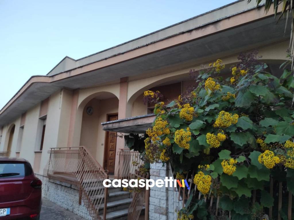 Appartamento a Galatone in Via Carlo Rosselli - Foto 2