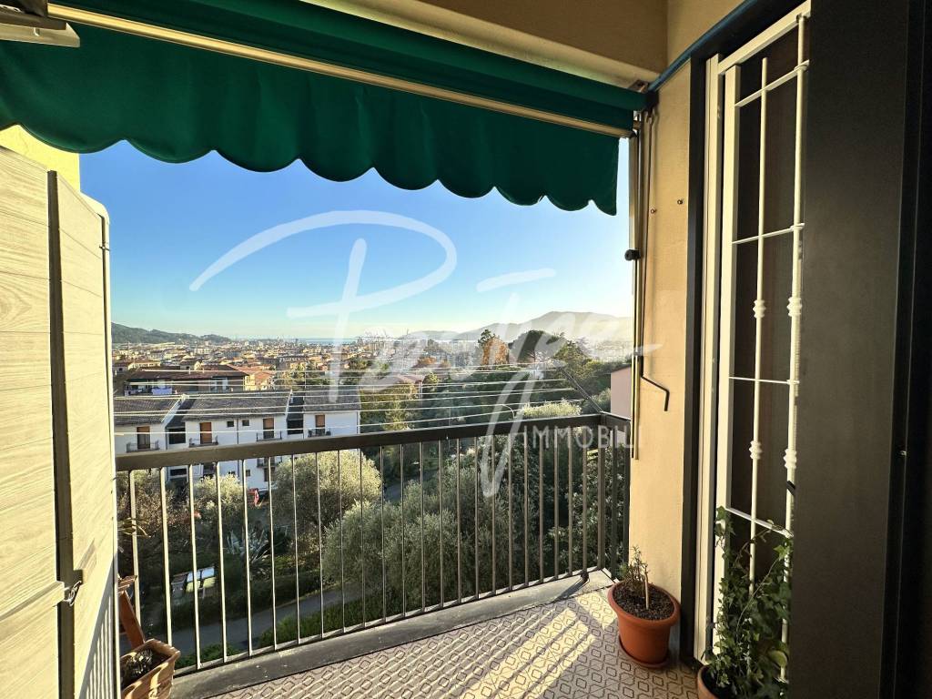 Appartamento a La spezia in Via Montepertico - Foto 2