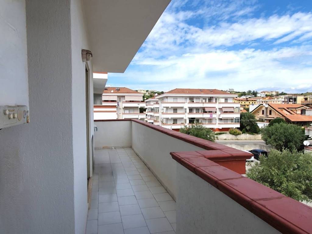 Appartamento a Catanzaro in via Martiri di Cefalonia - Foto 3