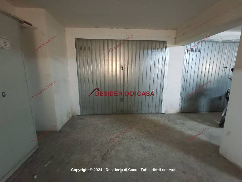 Box / garage a Bagheria in Via Dante Alighieri - Foto 2