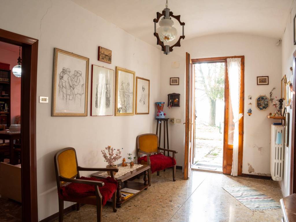 Villa a Cento in Via Correggio, 95 - Foto 4