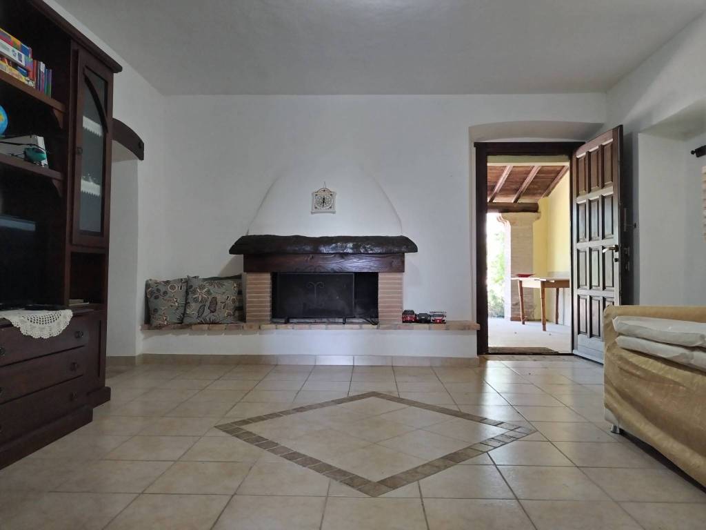 Rustico / casale a Narni in Strada Di Valle Montanara S.N.C. - Foto 2