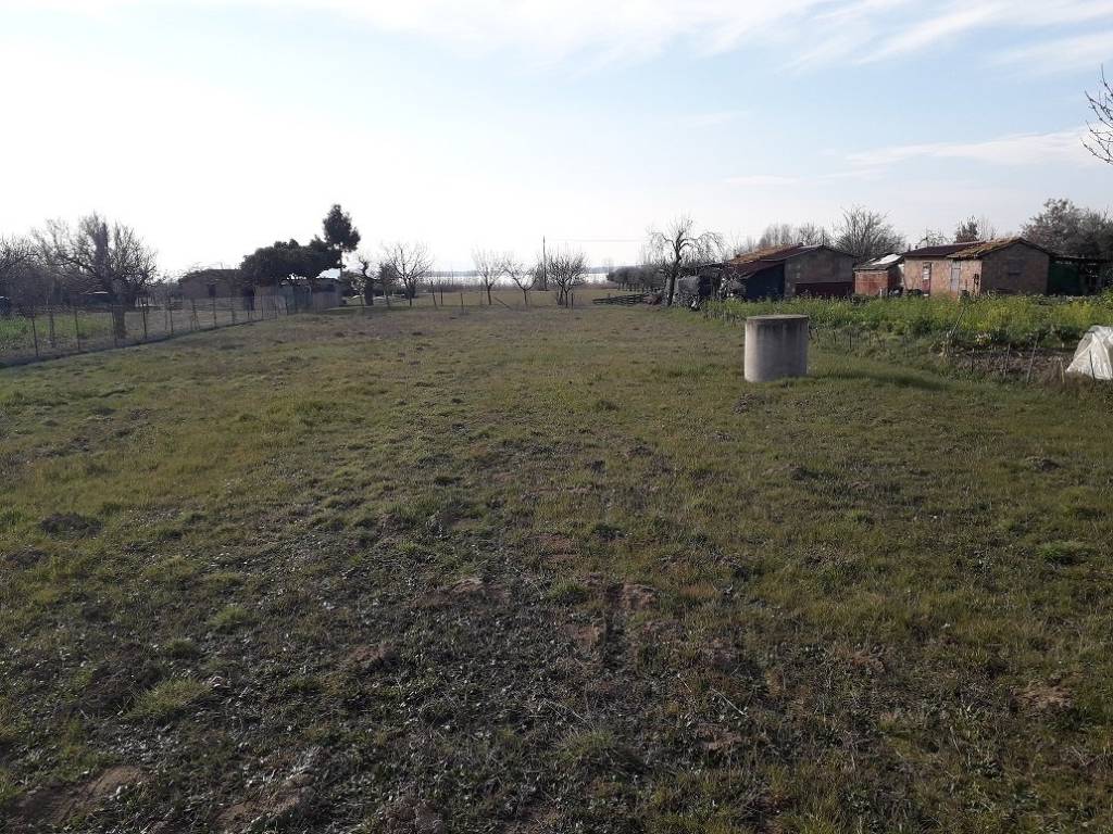 Terreno a Tuoro sul trasimeno in Via Cortonese - Foto 3