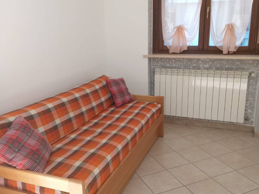Appartamento a Chivasso in Via Eugenio Clara, 22 - Foto 3