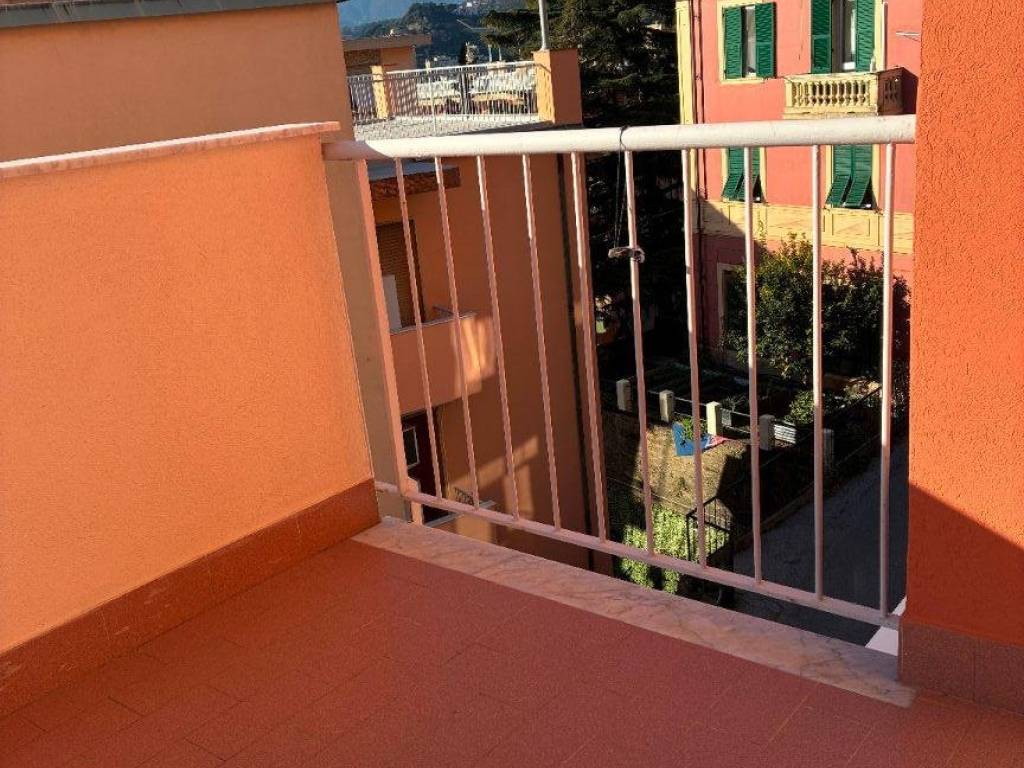 Appartamento a Genova in Via Scarpanto - Foto 3