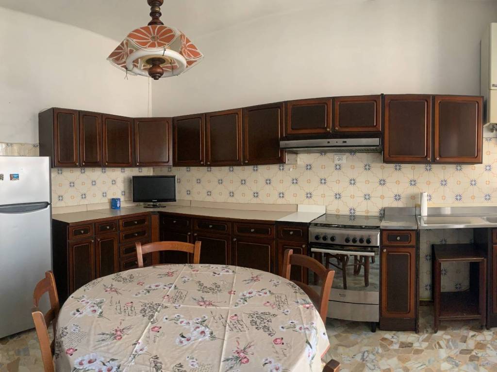 Appartamento a Imperia in Via Martiri della Libertà, 43 - Foto 5