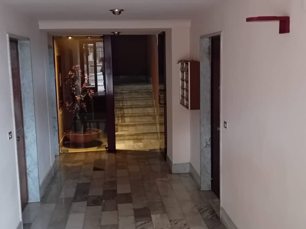 Appartamento a Bari in Corso Alcide De Gasperi, 405 - Foto 3