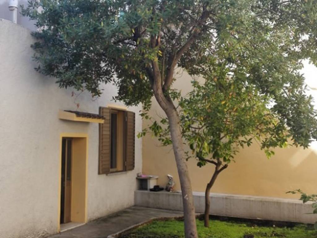 Palazzo / stabile a Nuoro in Via Redipuglia - Foto 2