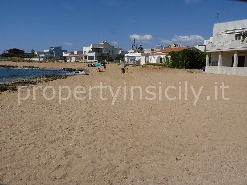 Villa a Noto in Piazza Stella Maris, 21 - Foto 3