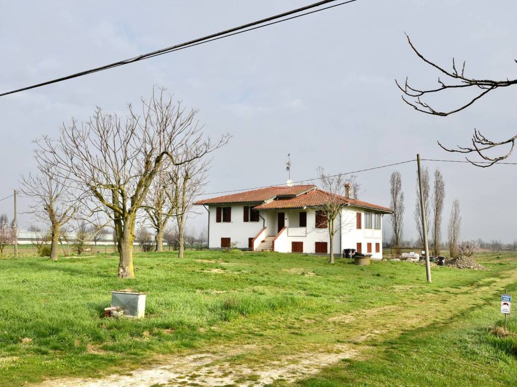 Villa a Galliera in Via Valle , 34 - Foto 3